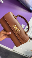 Sleek & Chic